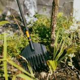 Fiskars šaurās lapu grābeklis OneClick 1082704